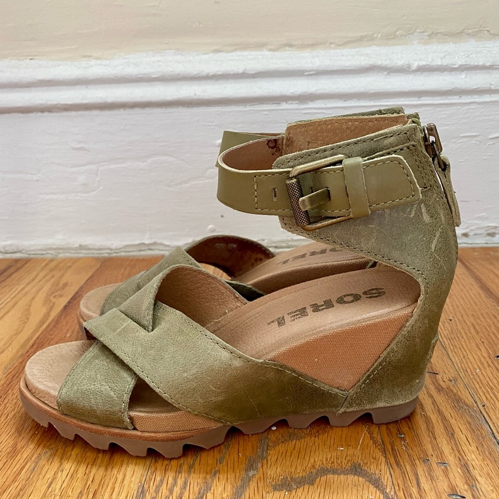 Sorel wedge sandals